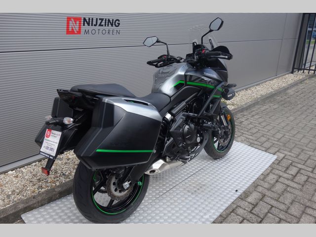 kawasaki - versys-650-grand-tourer
