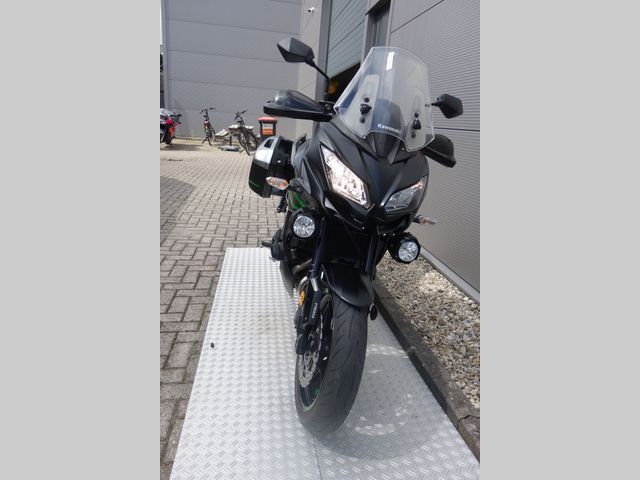 kawasaki - versys-650-grand-tourer
