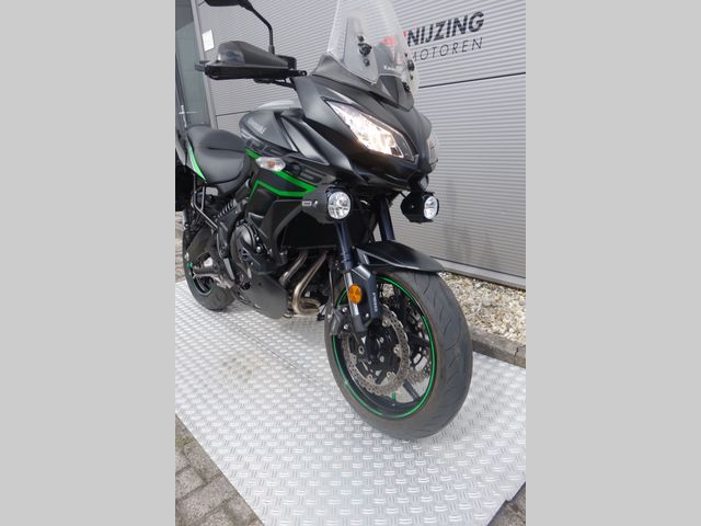 kawasaki - versys-650-grand-tourer