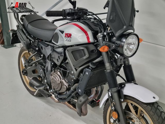 yamaha - xsr-700-xtribute