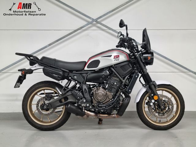 yamaha - xsr-700-xtribute