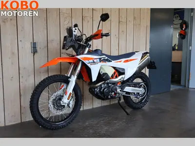 KTM 690 RALLY – foto 3