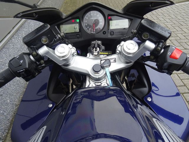honda - vfr-800-fi-vtec