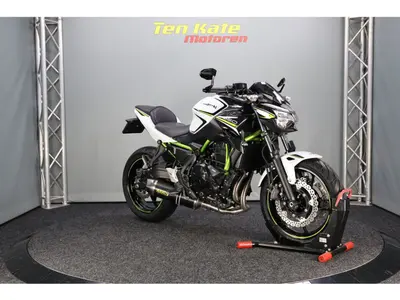 KAWASAKI Z650 – foto 2