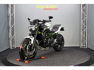 KAWASAKI Z650 – foto 4