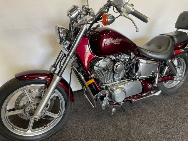 honda - vt-1100-c-shadow