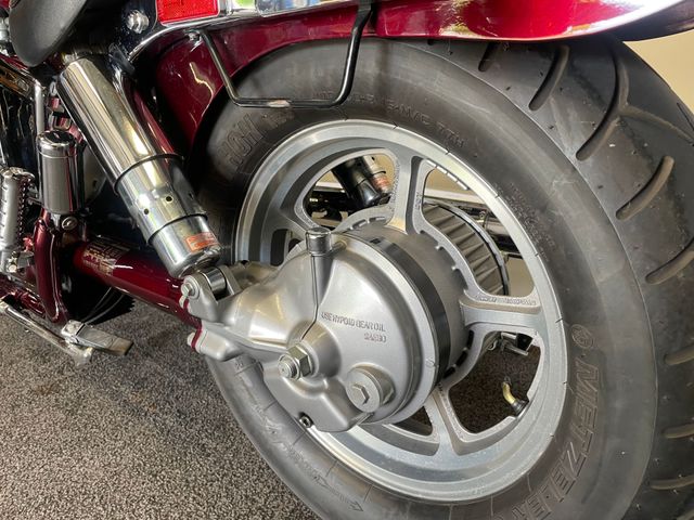 honda - vt-1100-c-shadow