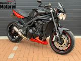 TRIUMPH SPEED TRIPLE