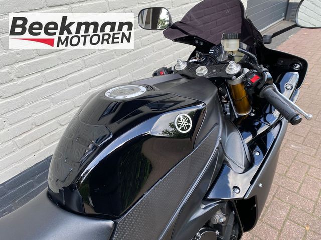 yamaha - yzf-r1