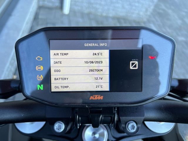 ktm - 1290-super-duke-r