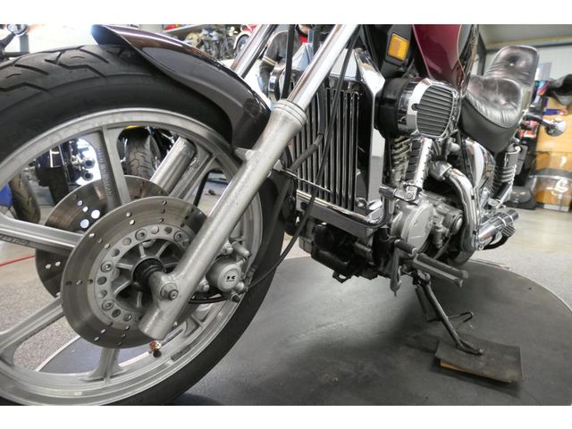 kawasaki - vn-750-vulcan