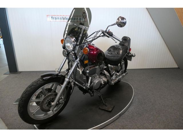 kawasaki - vn-750-vulcan