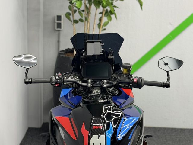bmw - m-1000-xr