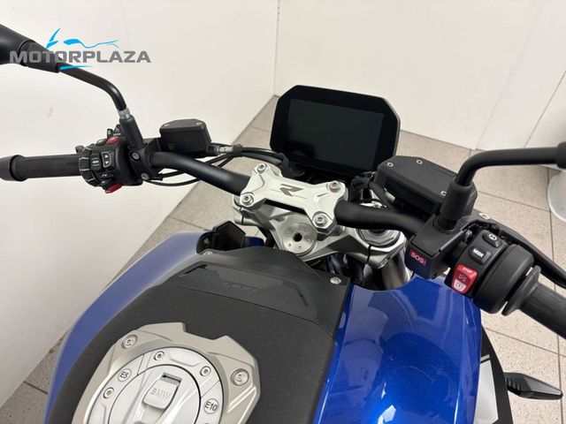 bmw - r-1300-r