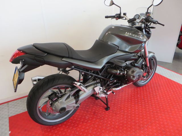 bmw - r-1200-r-abs