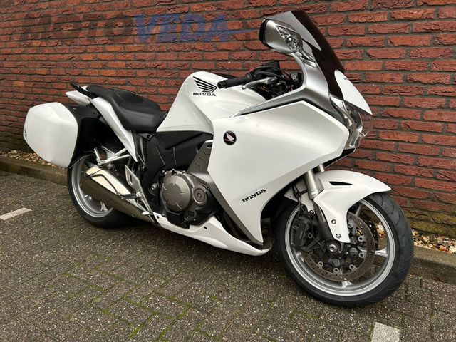 honda - vfr-1200-f