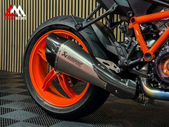 ktm - 1290-super-duke-r-evo
