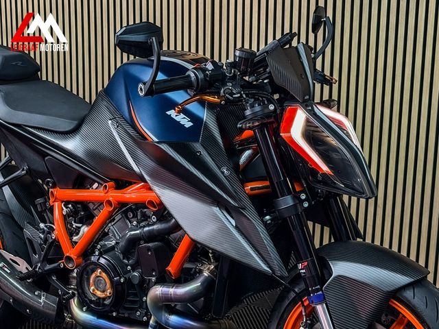 ktm - 1290-super-duke-r-evo