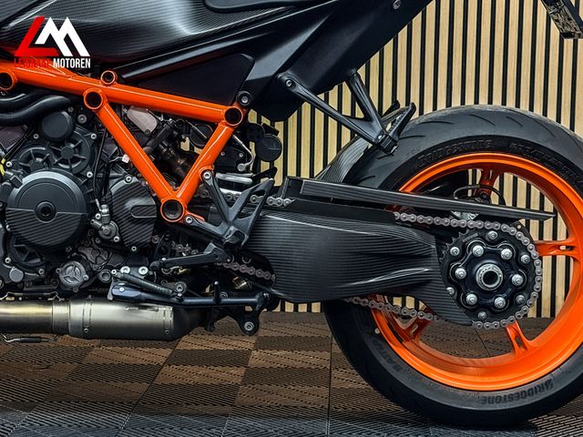 ktm - 1290-super-duke-r-evo