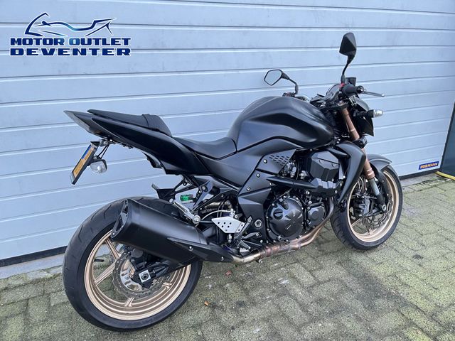 kawasaki - z-750-r