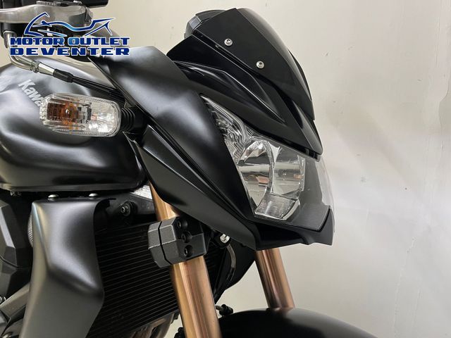 kawasaki - z-750-r