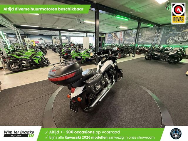 kawasaki - vn-900-custom