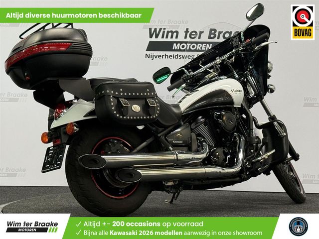 kawasaki - vn-900-custom