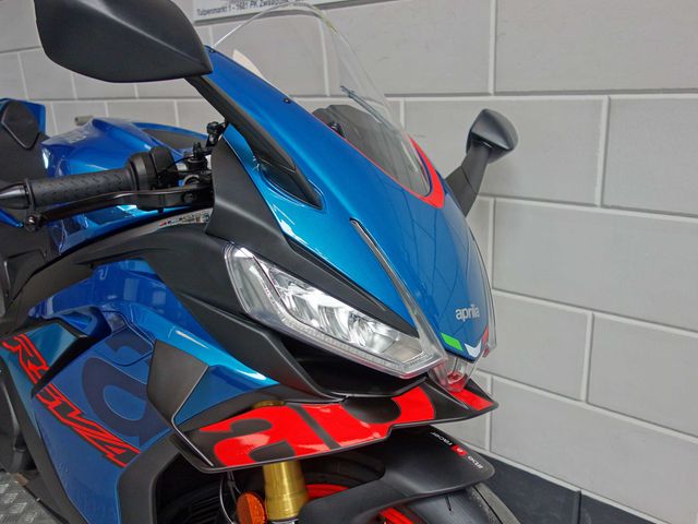 aprilia - rsv-4-r