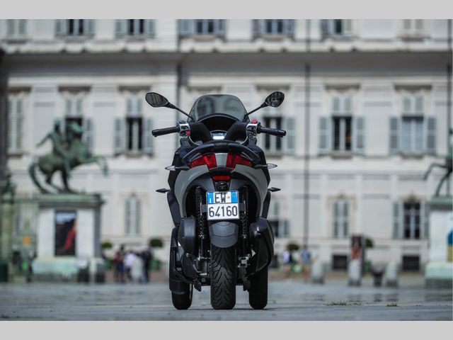 piaggio - mp3-300-hpe