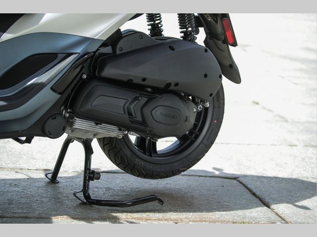 piaggio - mp3-300-hpe