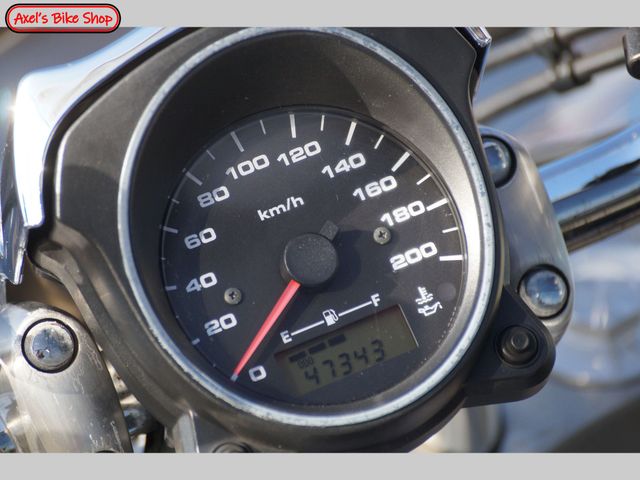 suzuki - intruder-m-800