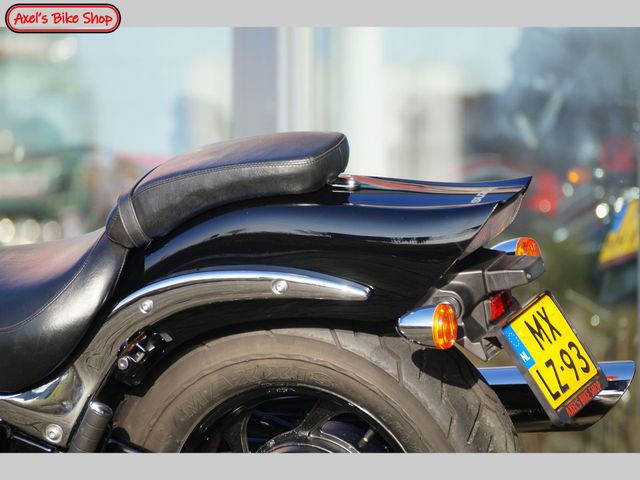 suzuki - intruder-m-800