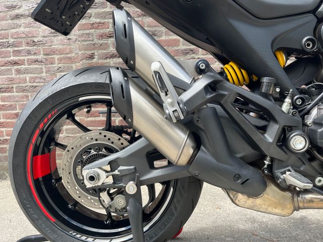 ducati - monster