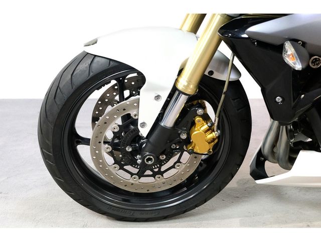 triumph - street-triple