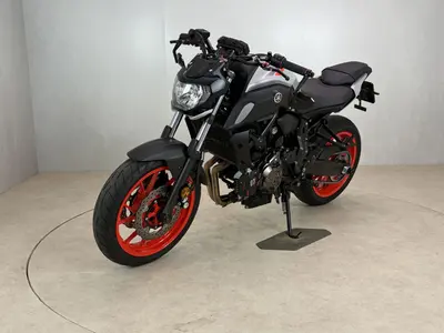 YAMAHA MT 07 ABS – foto 4