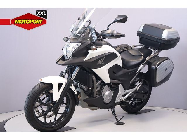 honda - nc-700-x-dct