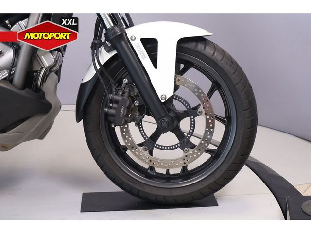 honda - nc-700-x-dct