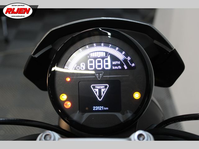 triumph - trident-660