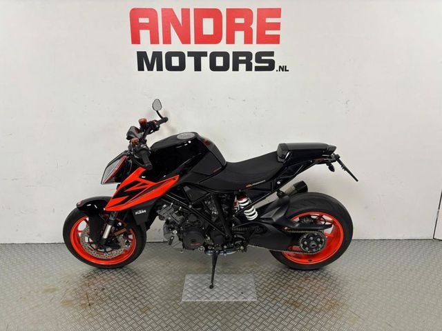 ktm - 1290-super-duke-r