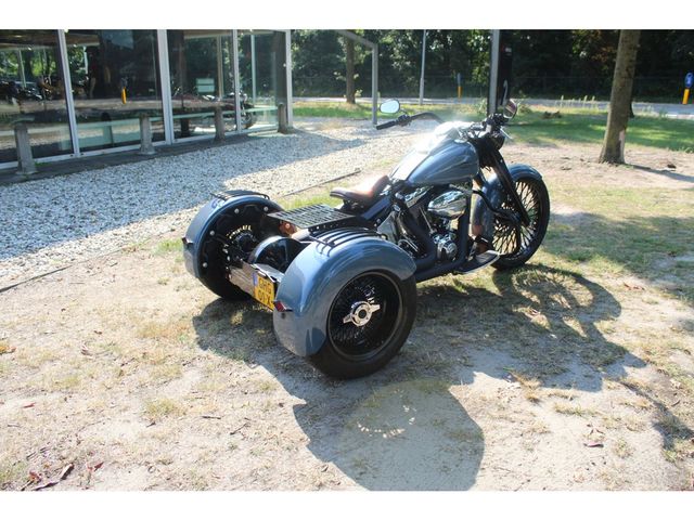 harley-davidson - softail-sportglide