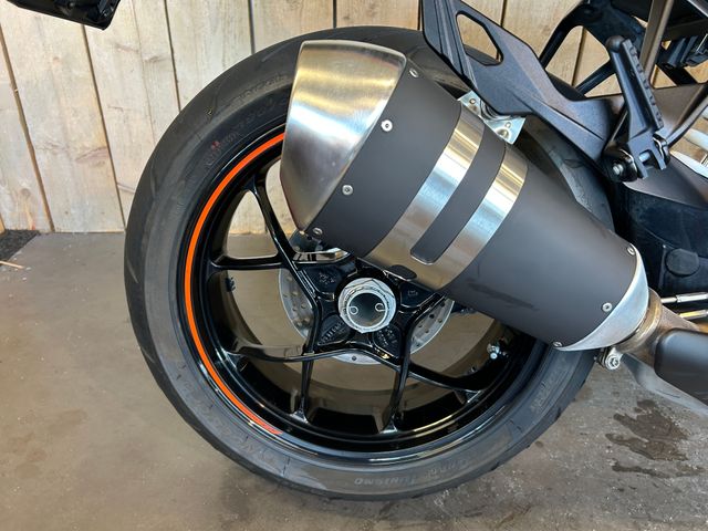 ktm - 1290-super-duke-gt