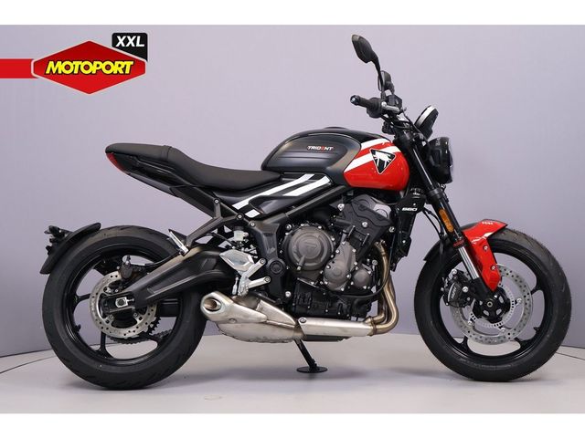 triumph - trident-660