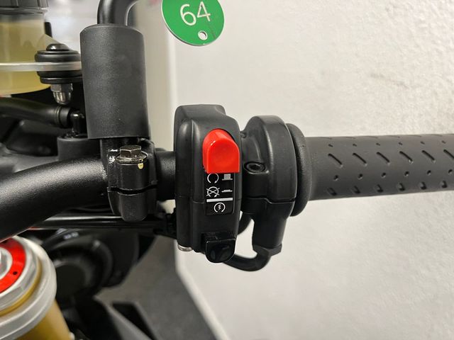 aprilia - tuono-v4-1100-rr