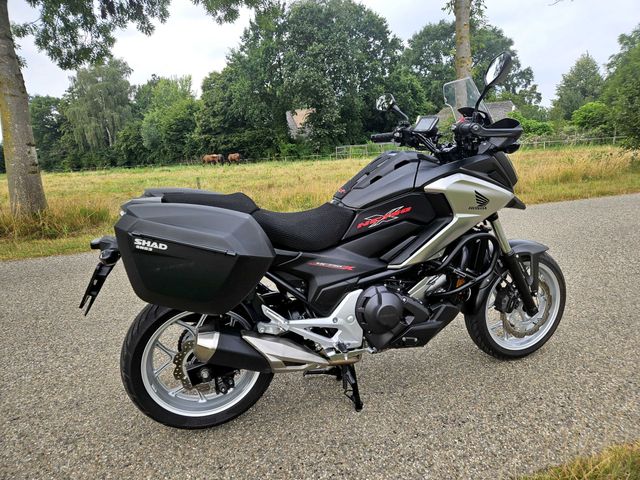 honda - nc-750-x-dct