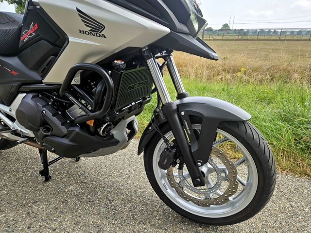 honda - nc-750-x-dct