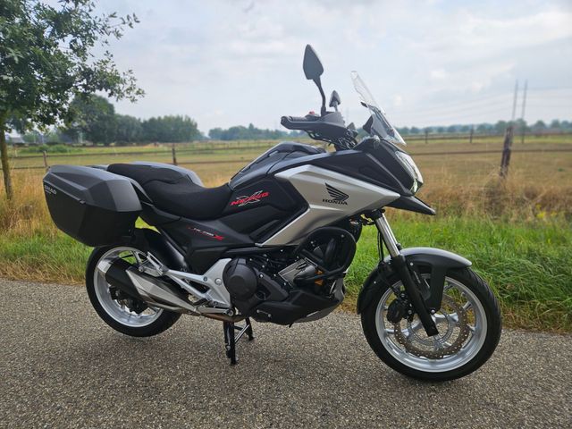 honda - nc-750-x-dct