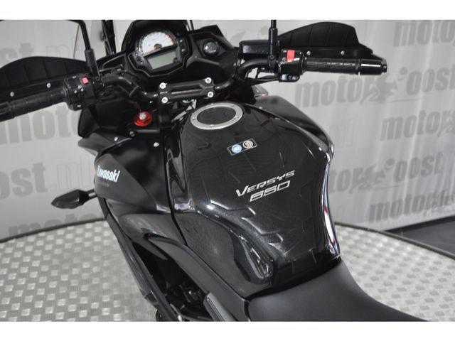 kawasaki - versys-650-abs
