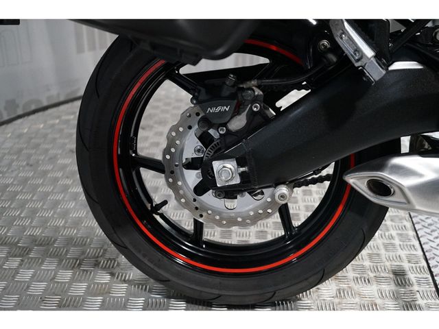 kawasaki - versys-650-abs