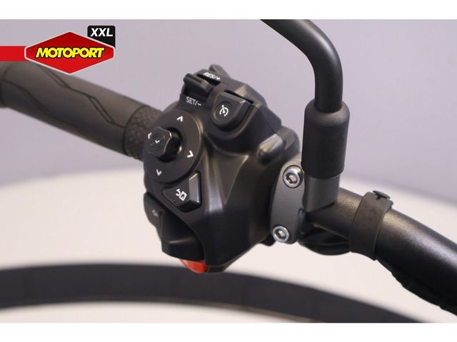 yamaha - mt-09-y-amt