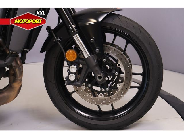 yamaha - mt-09-y-amt